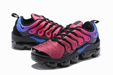 Air VaporMax Plus shoes gradient purple