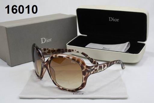 Dior Sunglasses AAA 16010
