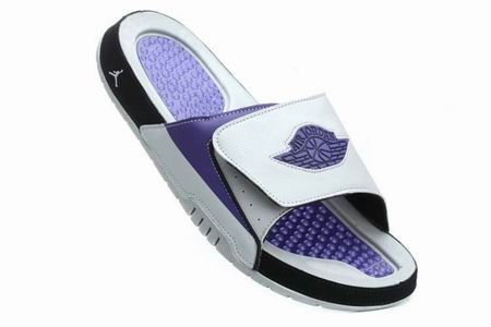 Jordan Retro 2 Hydro slippers purple white black