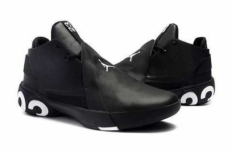 Jordan Ultra fly shoes black white