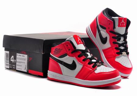 Kids Air Jordan 1 Retro shoes white red black
