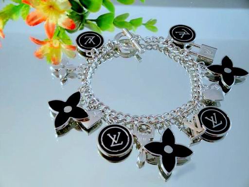 LV Bracelet 063