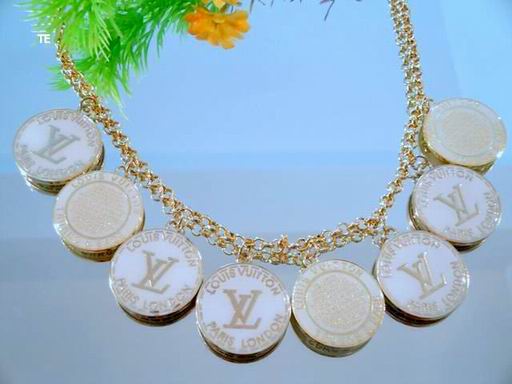 LV Necklace 069