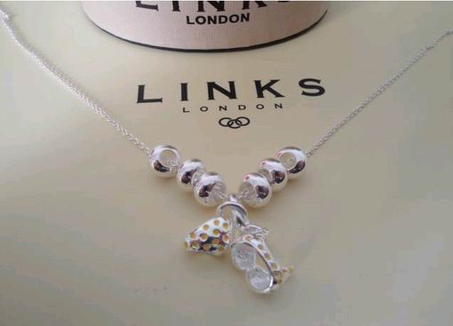 Links Necklace 002