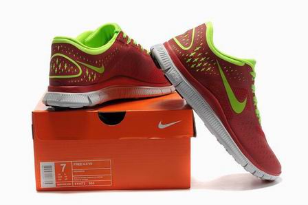 Nike Free 4.0 V2 running shoes 511472-015 red green