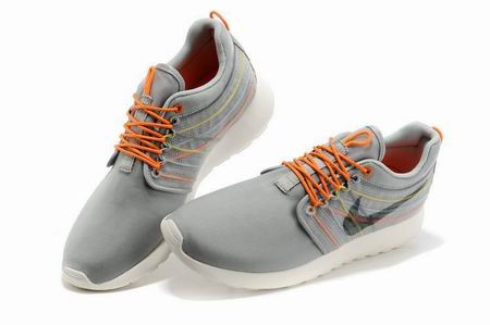 Nike Rosherun Dyn FW QS shoes grey orange