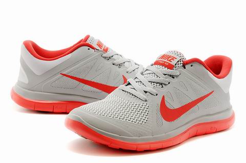Nike free 4.0 V4 shoes grey red
