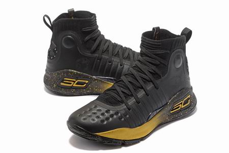 Under Armour Curry 4 shoes black golden